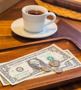 How To Tip When You Travel