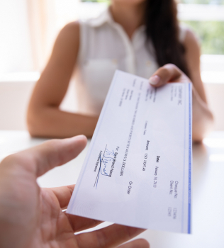 Traveller’s Cheques Are The New Layaway: Soon They Won’t Exist!
